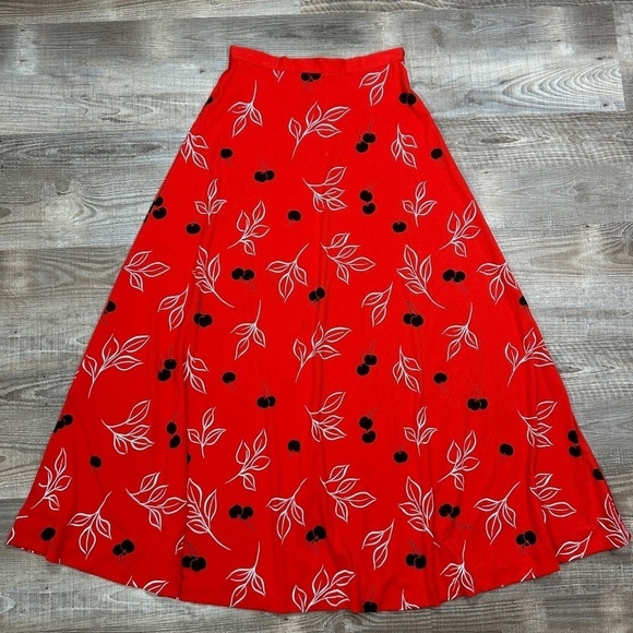 Vintage Miss SHAHEEN Red Black Cherry Print Maxi Skirt Vintage Size 12